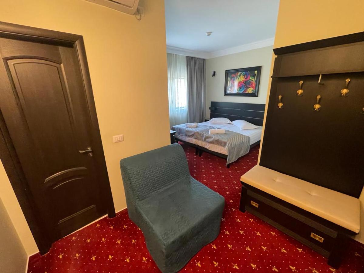 Casa Bucovineana Hotell Suceava Exteriör bild