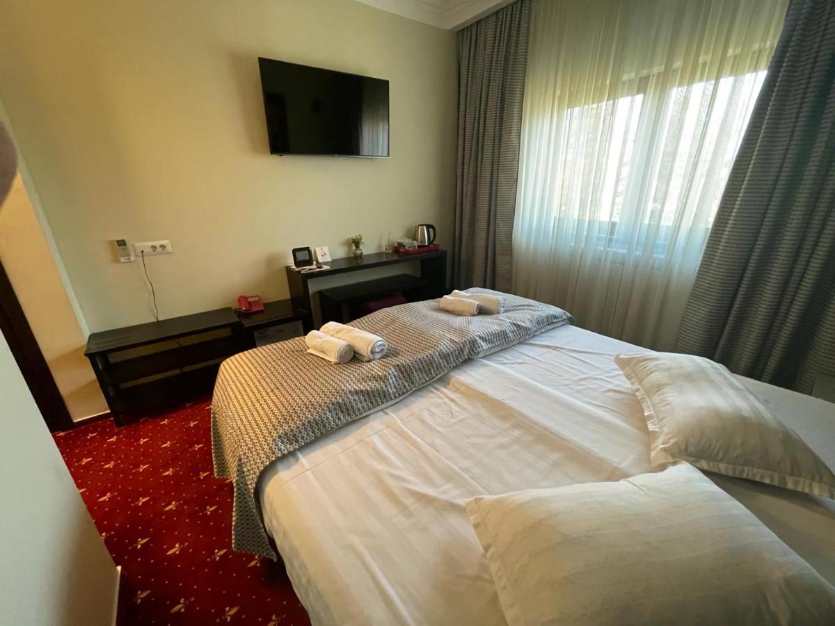 Casa Bucovineana Hotell Suceava Exteriör bild
