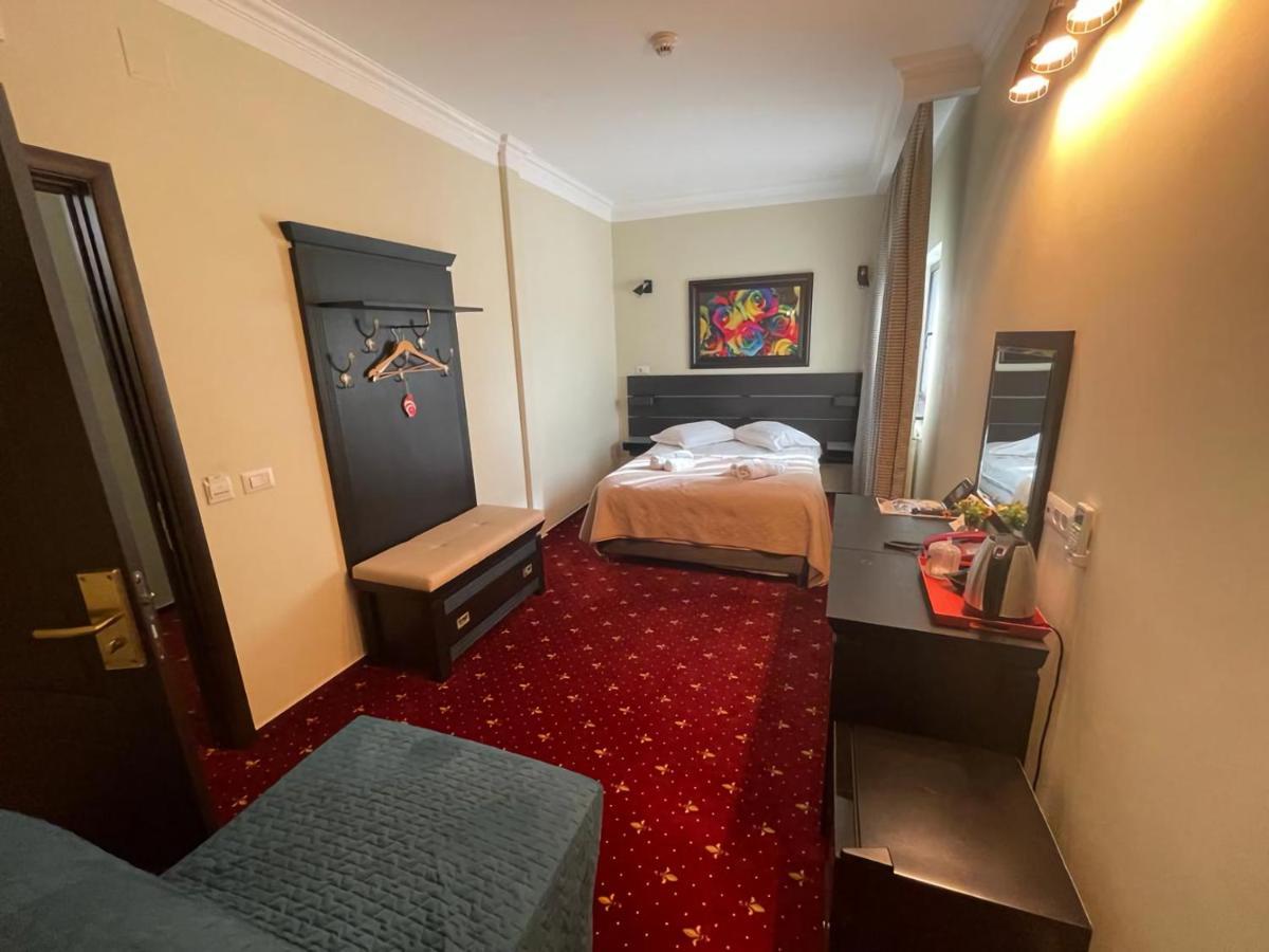 Casa Bucovineana Hotell Suceava Exteriör bild