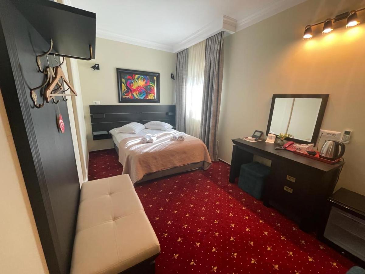 Casa Bucovineana Hotell Suceava Exteriör bild