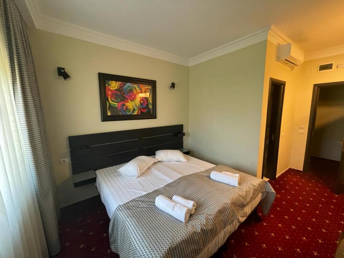 Casa Bucovineana Hotell Suceava Exteriör bild