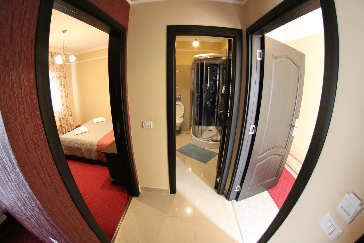 Casa Bucovineana Hotell Suceava Exteriör bild