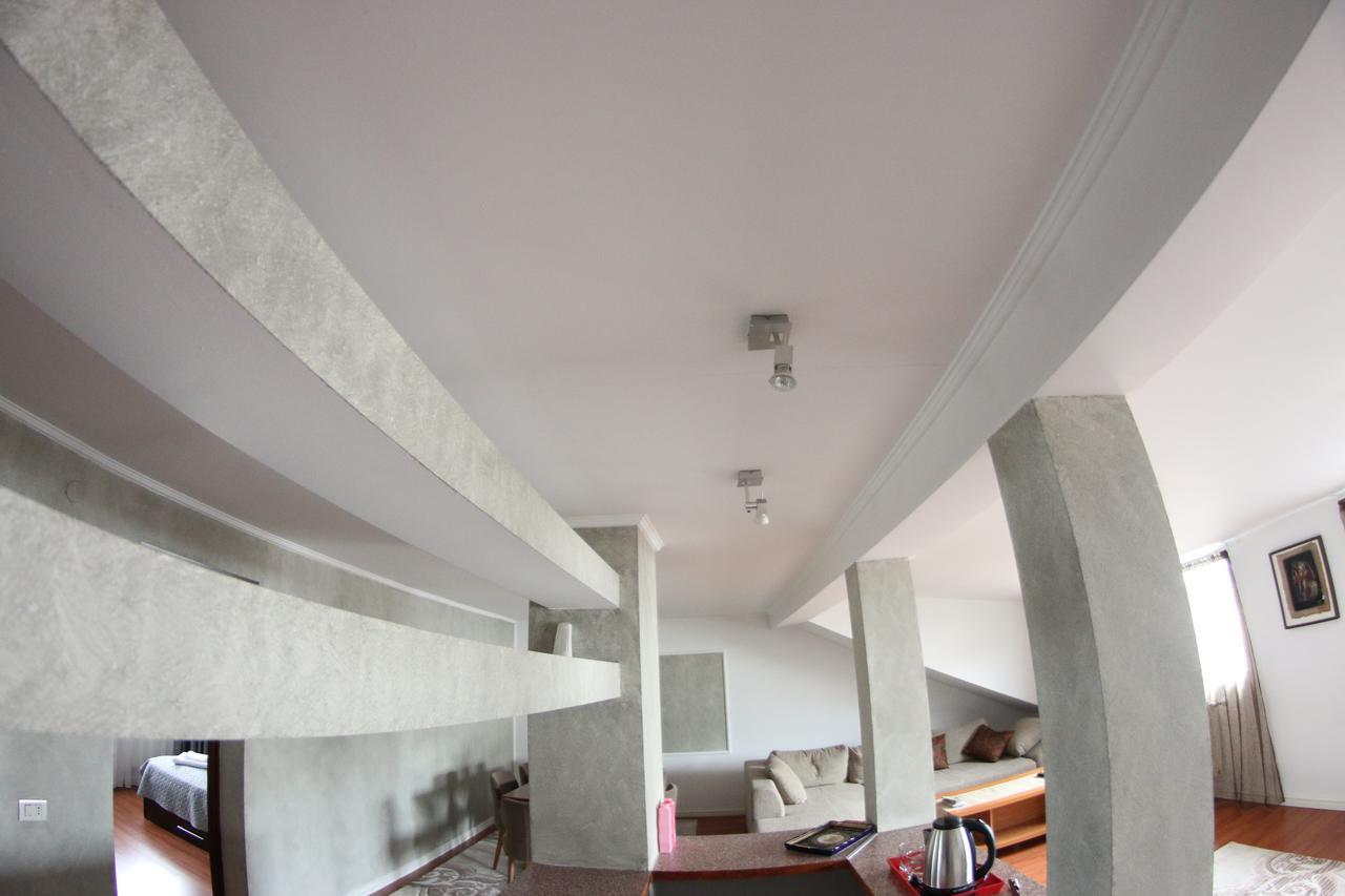 Casa Bucovineana Hotell Suceava Exteriör bild