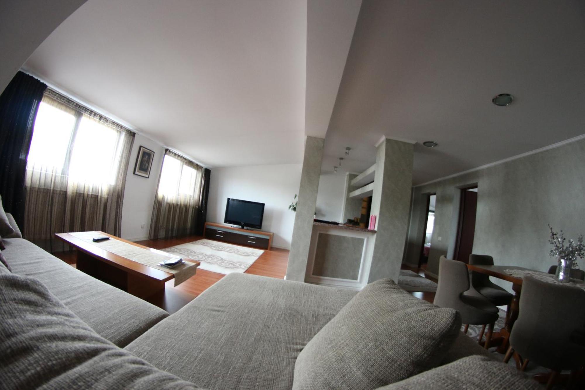 Casa Bucovineana Hotell Suceava Exteriör bild