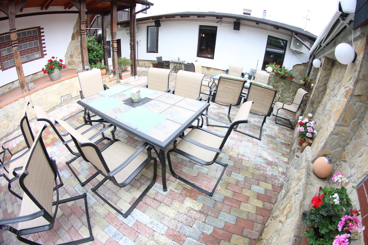 Casa Bucovineana Hotell Suceava Exteriör bild