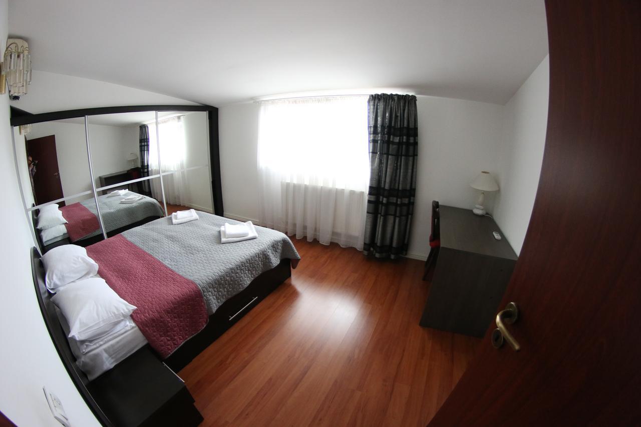 Casa Bucovineana Hotell Suceava Exteriör bild