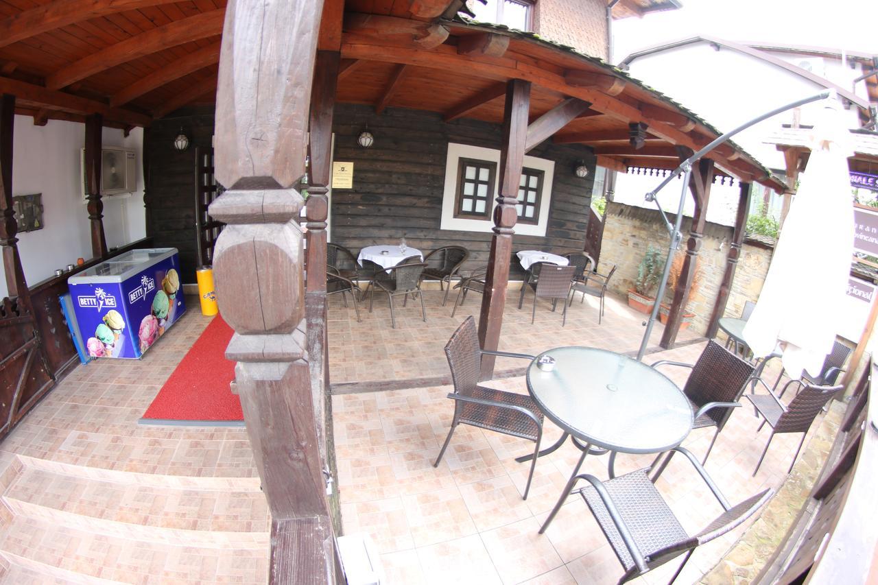 Casa Bucovineana Hotell Suceava Exteriör bild
