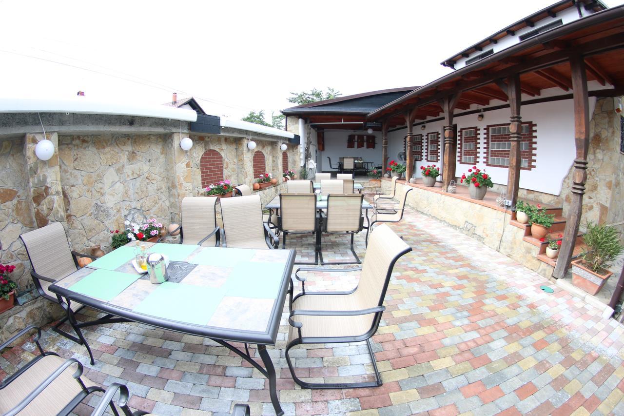Casa Bucovineana Hotell Suceava Exteriör bild