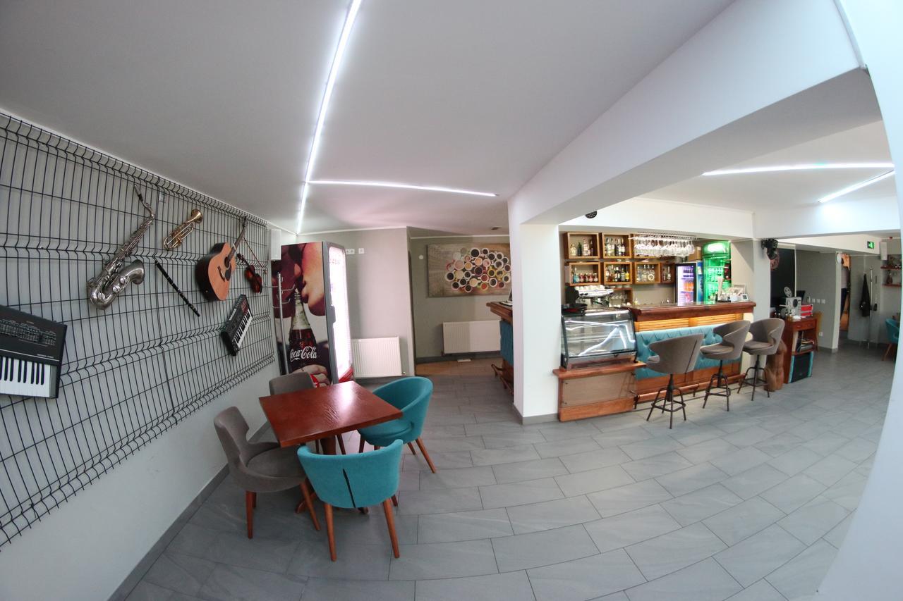 Casa Bucovineana Hotell Suceava Exteriör bild