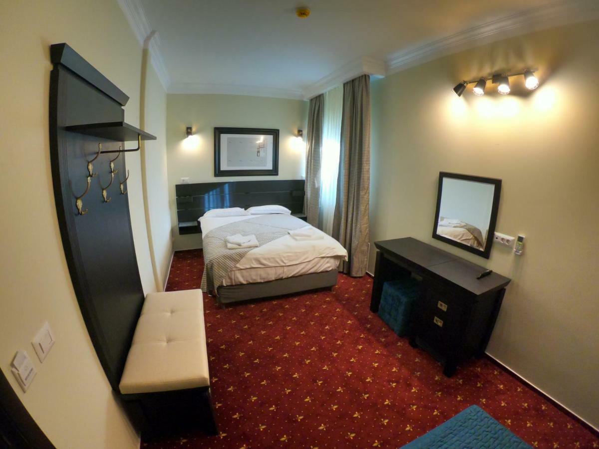 Casa Bucovineana Hotell Suceava Exteriör bild