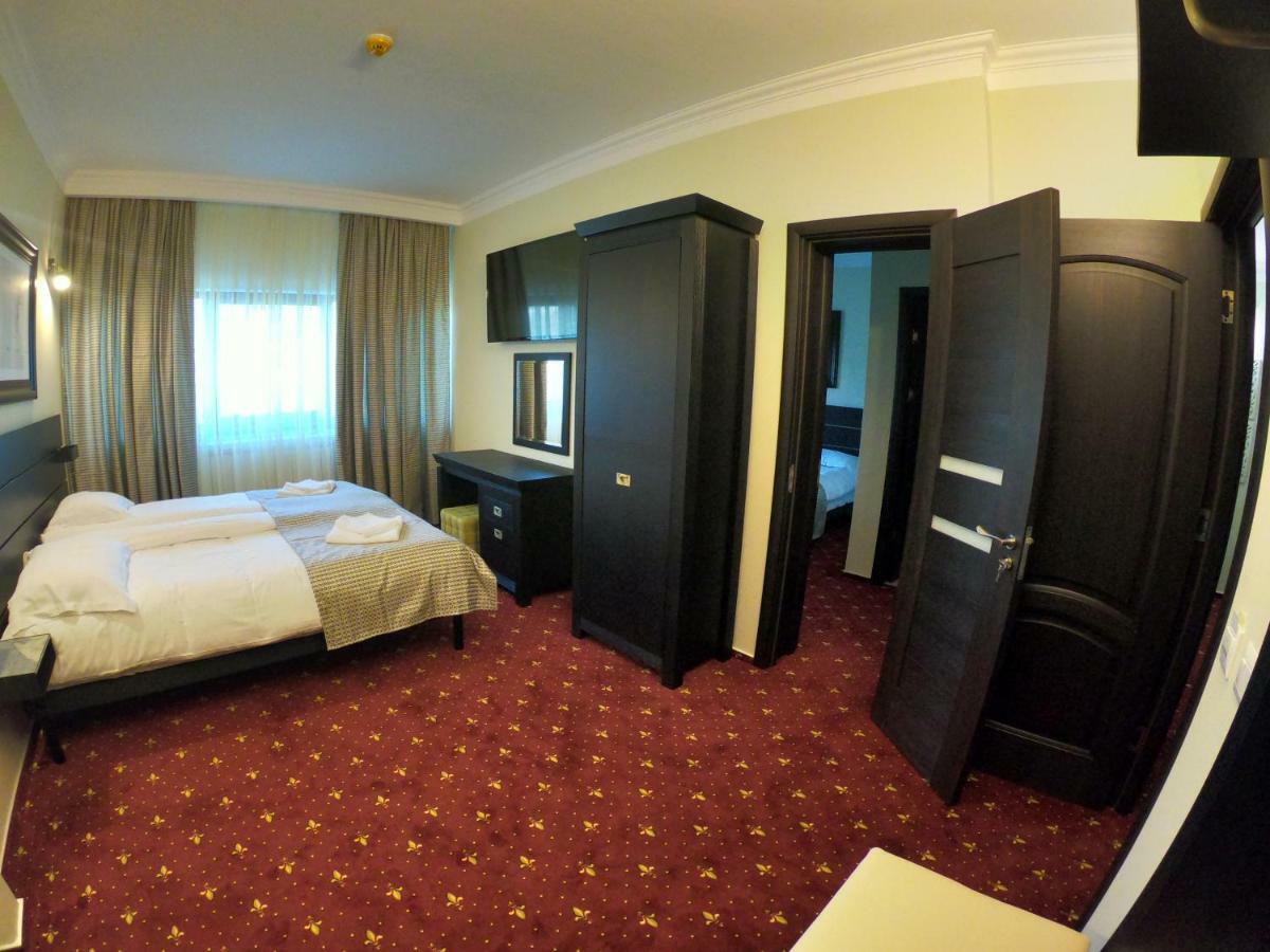 Casa Bucovineana Hotell Suceava Exteriör bild